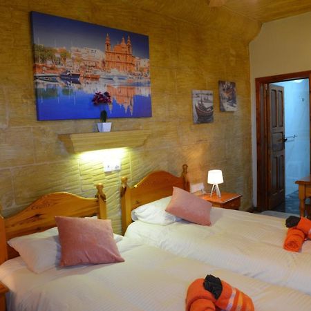 Ta' Nikola Farmhouse, ซากฮรา ภายนอก รูปภาพ